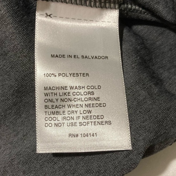 NWT Reebok Top | Size S | Grey | Speedwick | Mock Turtle 1/4 Zip | Long Sleeves - Picture 7 of 8